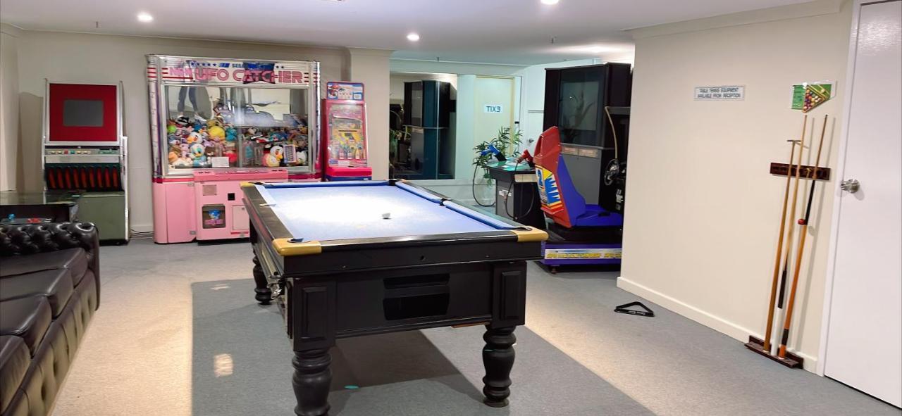 1 Bedroom And 1 Living Room Family Suite Gold Coast Bagian luar foto