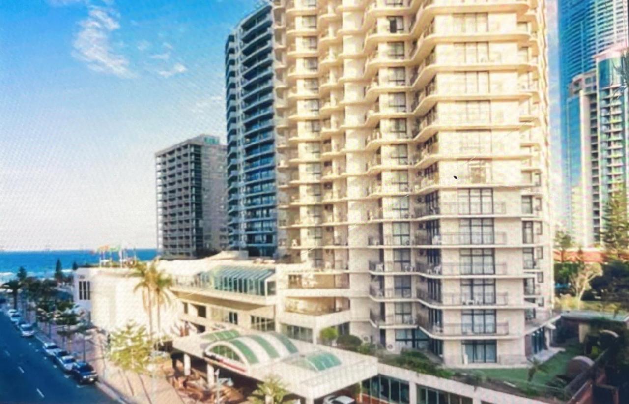 1 Bedroom And 1 Living Room Family Suite Gold Coast Bagian luar foto