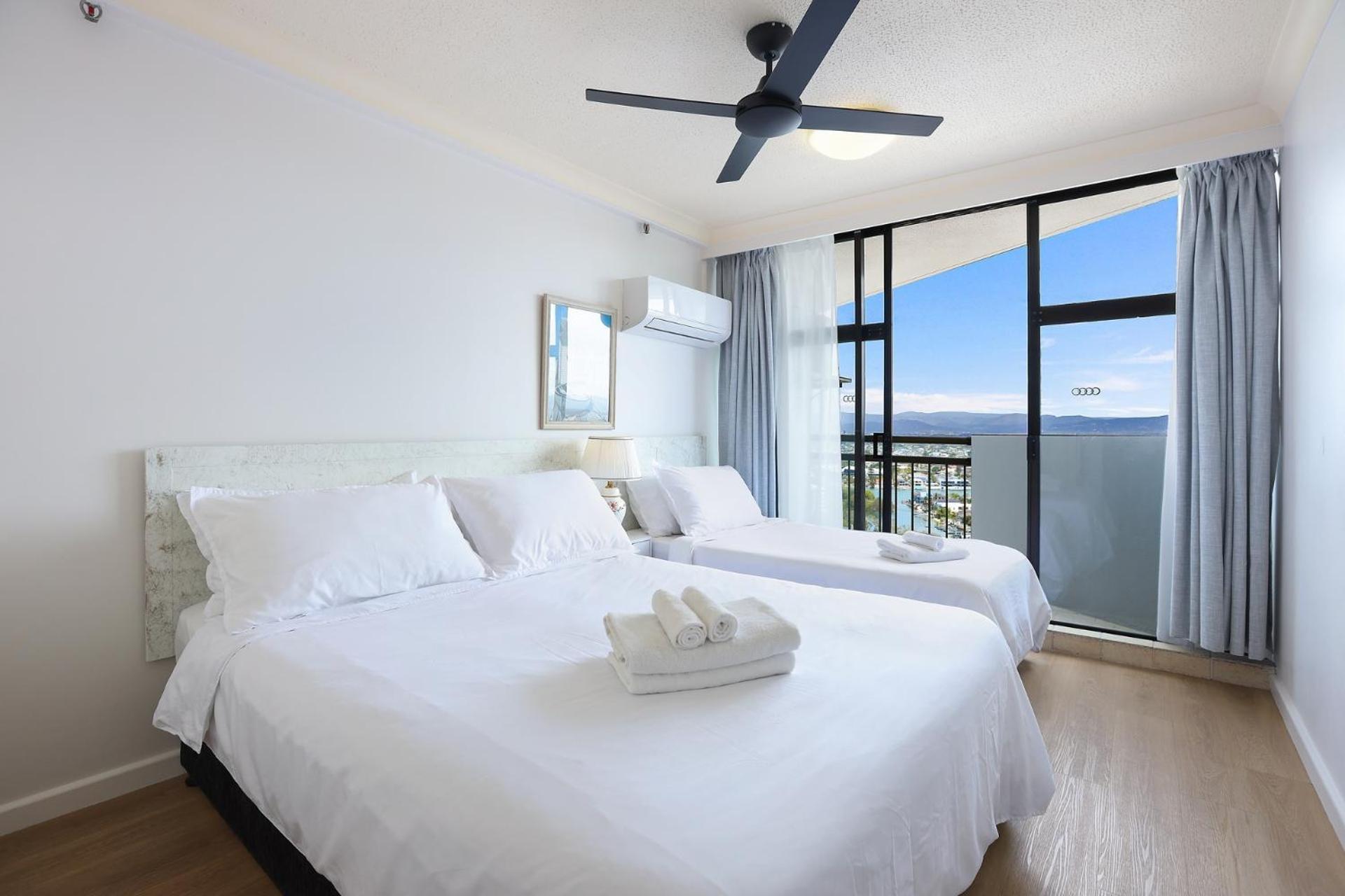 1 Bedroom And 1 Living Room Family Suite Gold Coast Bagian luar foto